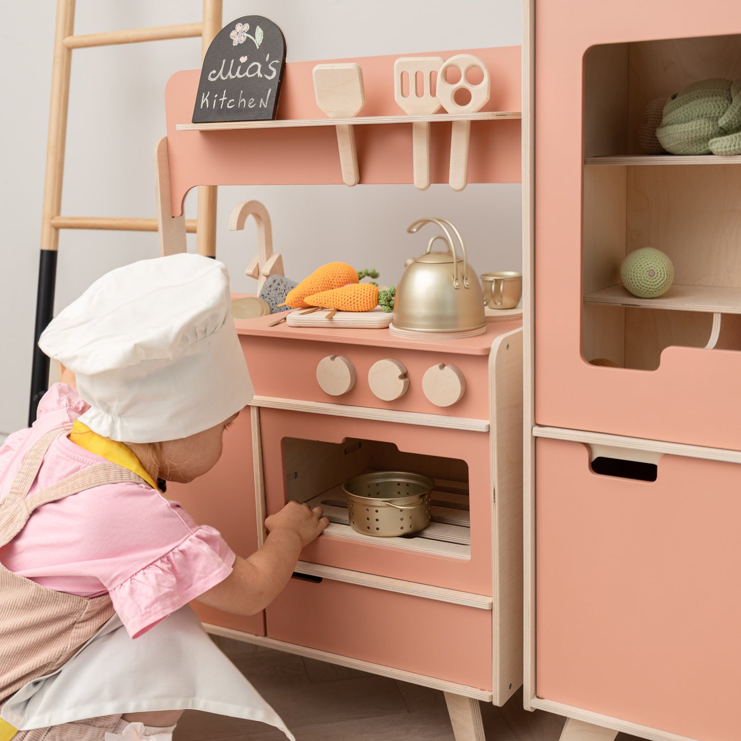 Play Kitchen Set